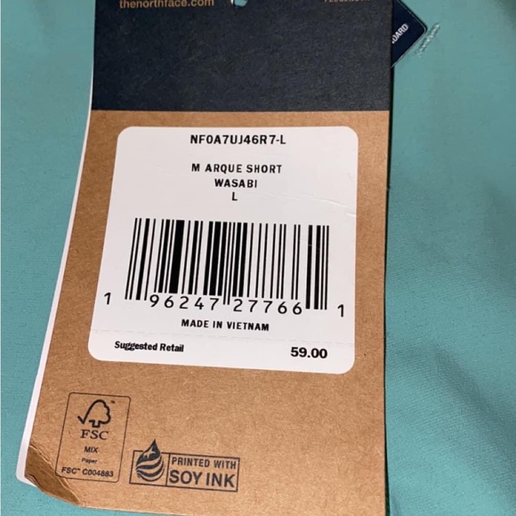 The NorthFace shorts Large - Picture 2 of 3